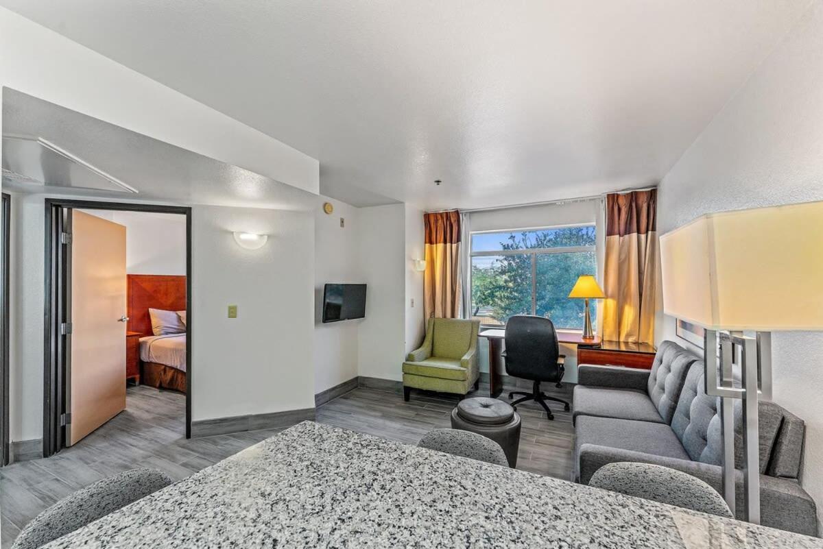Chandler Promo 1Bd 1Ba ภายนอก รูปภาพ